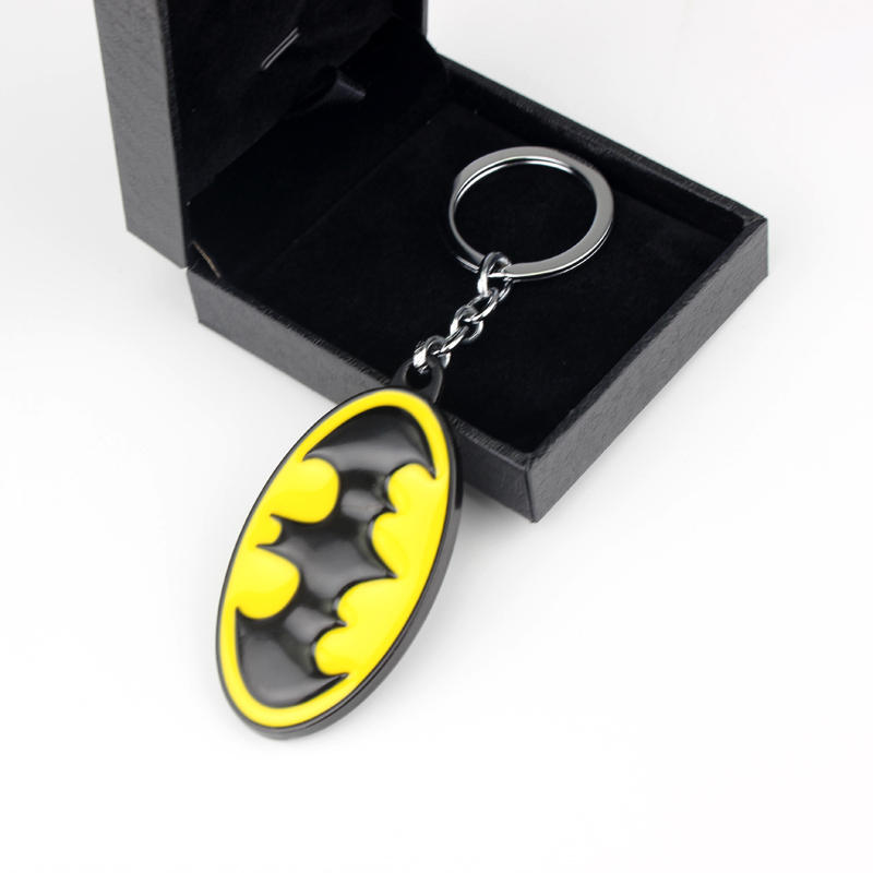 Chaveiro de metal oval preto e - Men'S Yellow Accessories avaliação e preço