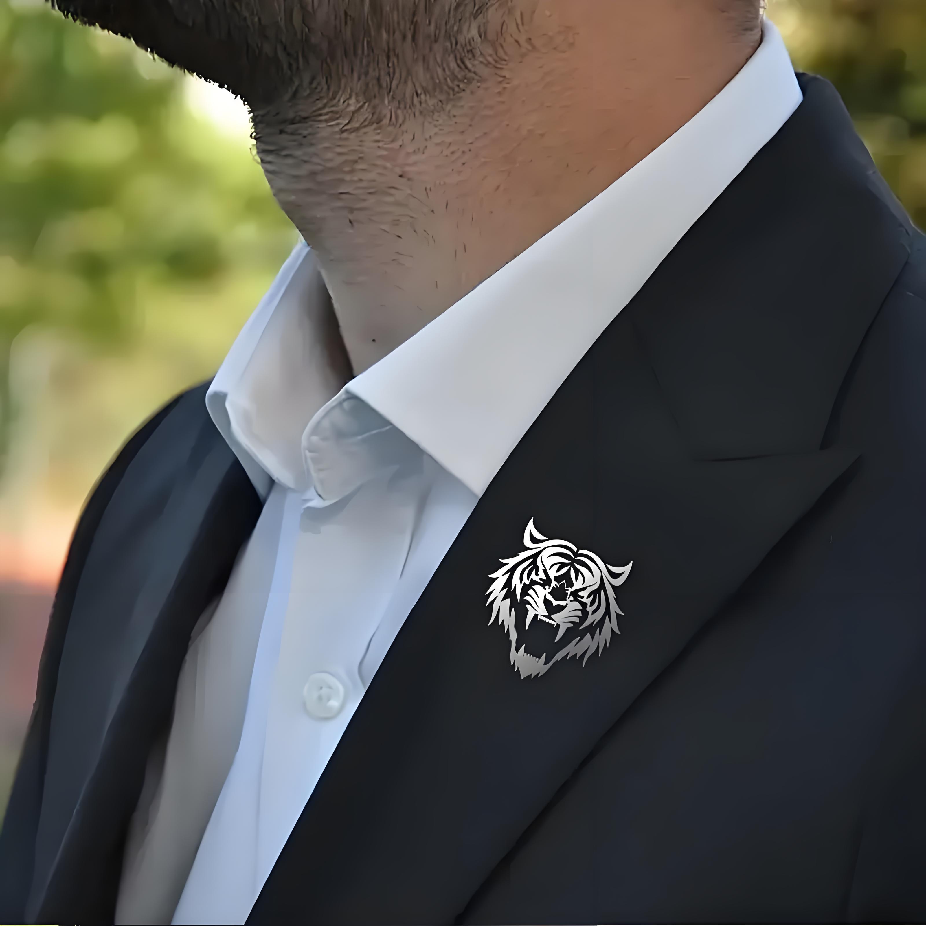 Alfinete de lapela de cabeça d - Men Accessories Brooch avaliação e preço
